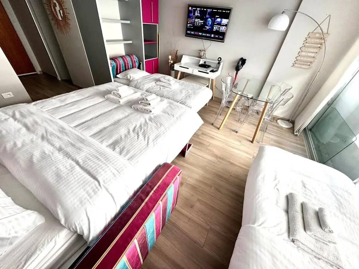 Holiday home Studio At The Heart Of Carre D'Or 2 Mins Sea Wi-Fi Nice France