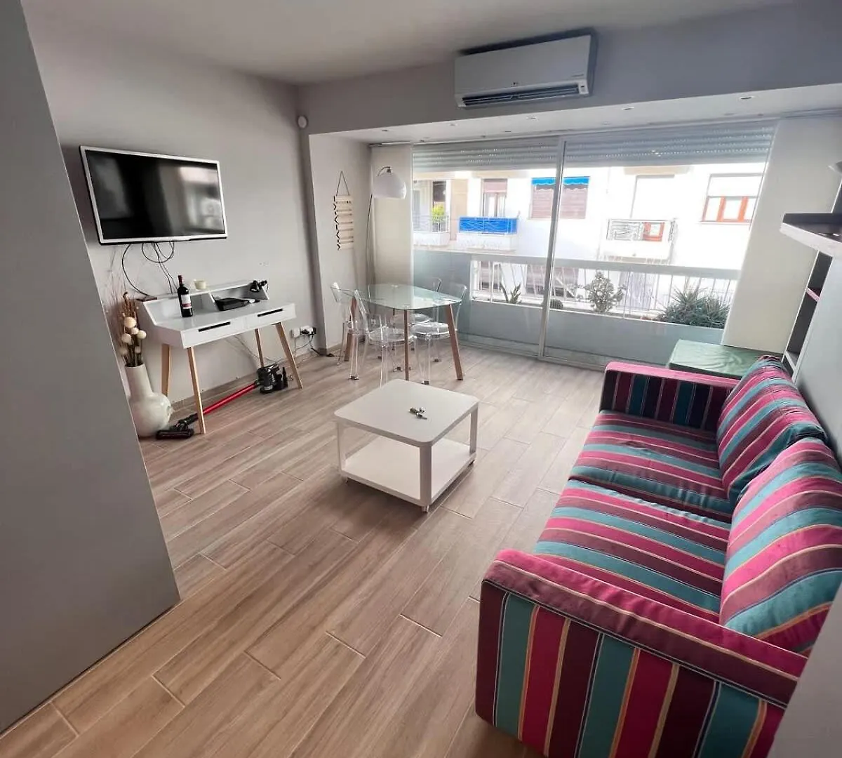 Holiday home Studio At The Heart Of Carre D'Or 2 Mins Sea Wi-Fi Nice France