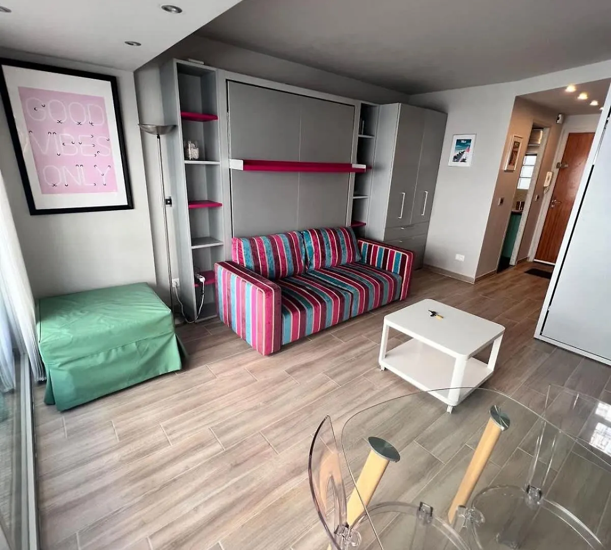 Semesterbostad Studio At The Heart Of Carre D'Or 2 Mins Sea Wi-Fi Nice